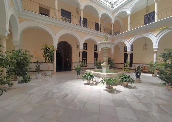 Palacio De Marqueses De Monsalud *